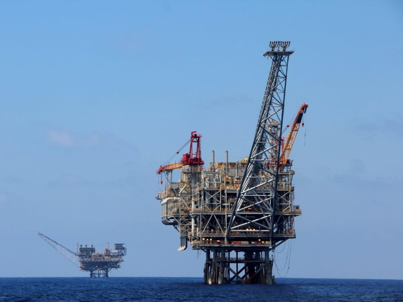 Israel multó a Chevron por verter aguas residuales en el mar